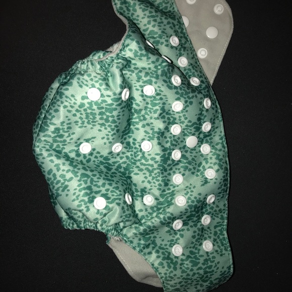 Cloth diapers - Picture 6 of 10